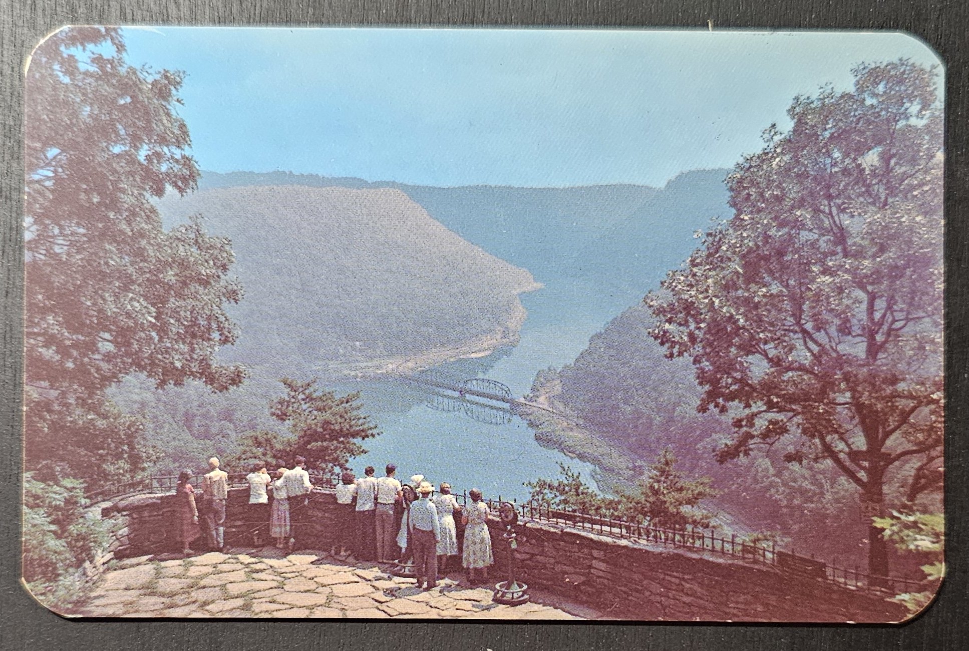 (image for) postcard USA - WV - West Virginia #0037